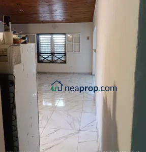 Posadas. Casa con Amplio Patio, 2 Dormitorios, amplio patio, terreno de 300m²
